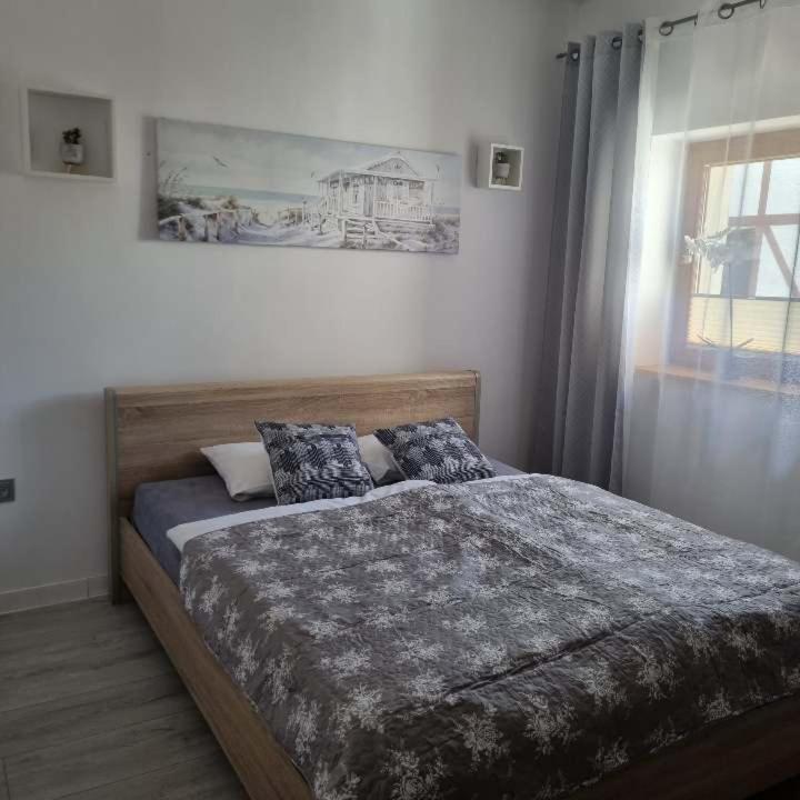Pokoje Goscinne Syrenka Ustka Exterior foto